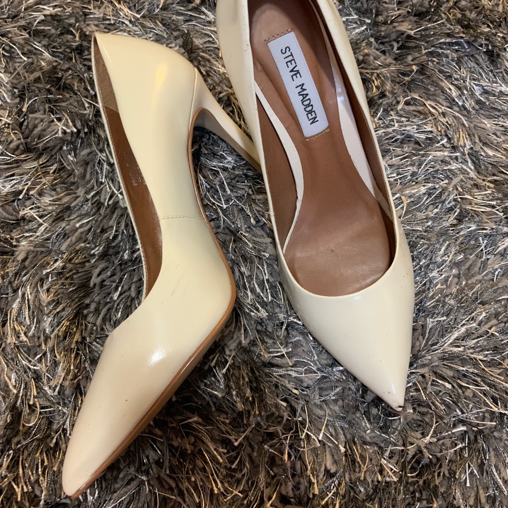Steve Madden pumps